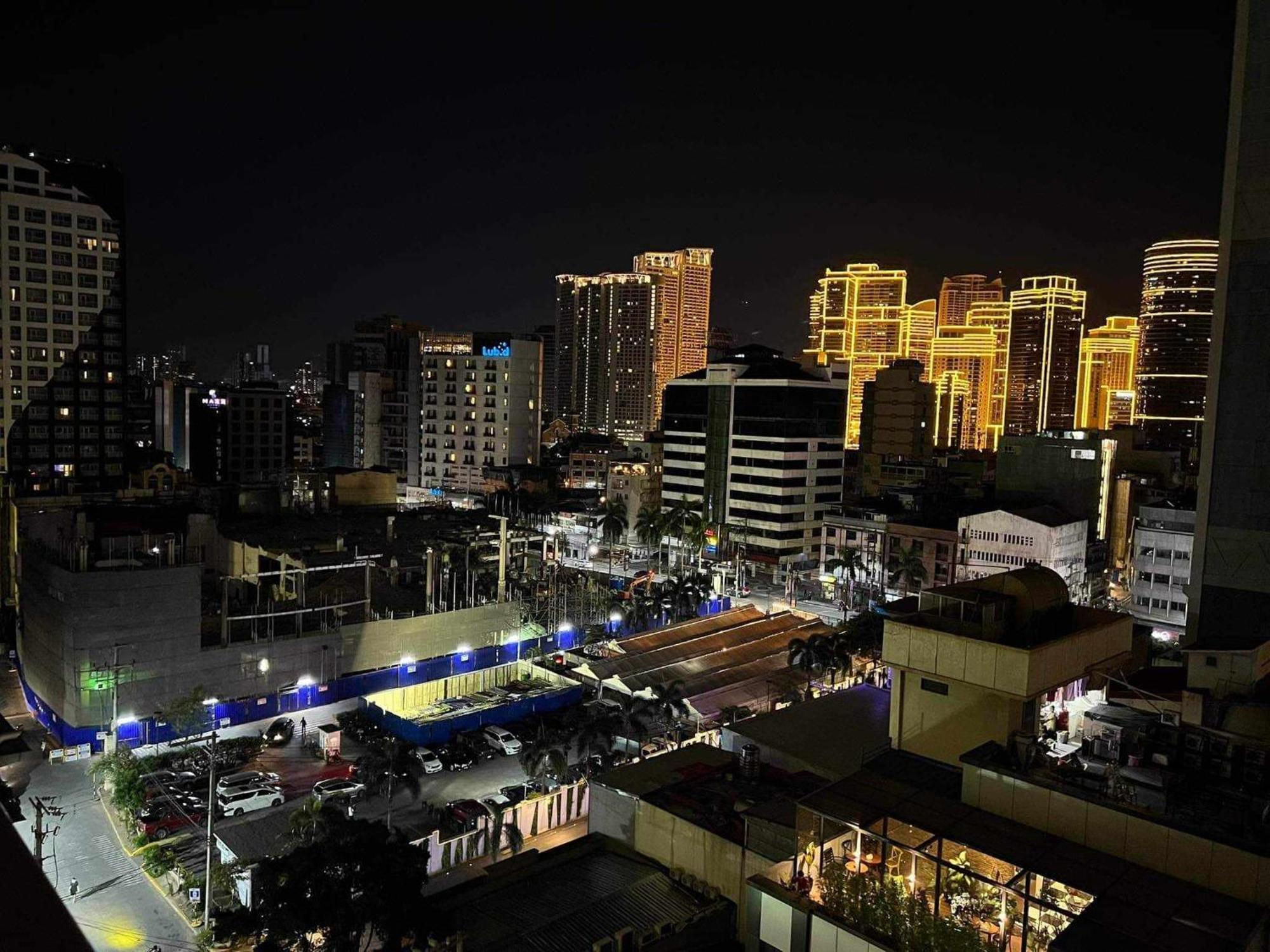 Gramercy Residences Makati City Buitenkant foto